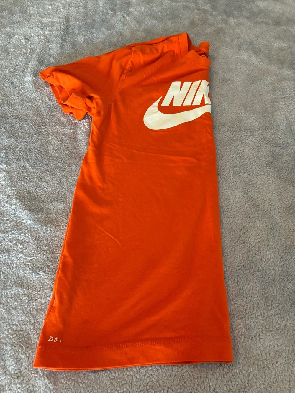 Nike Dri-Fit Short Sleeve Men’s Orange Logo T-Shirt Size Medium